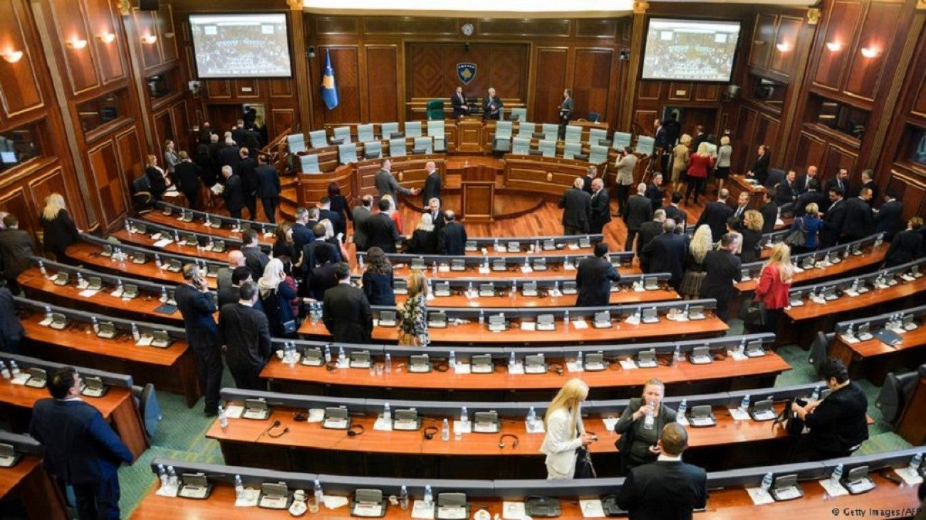 Αγωνία για το αποτέλεσμα των εκλογών στο Κόσοβο και το ενδεχόμενο κορύφωσης της κρίσης με τη Σερβία